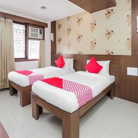 Oyo 17278 Hotel Srinivas Mangaluru Zewnętrze zdjęcie