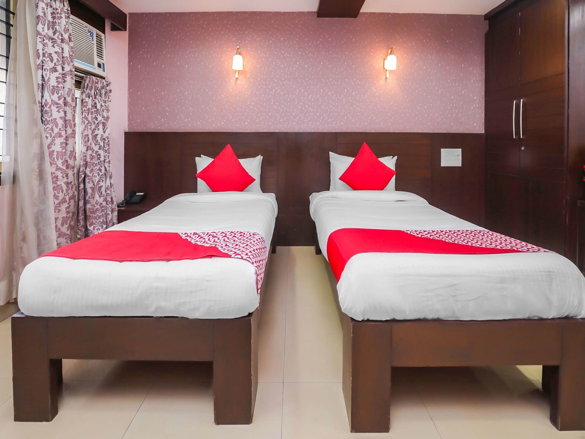 Oyo 17278 Hotel Srinivas Mangaluru Zewnętrze zdjęcie